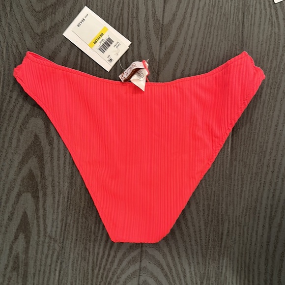 BECCA Swim - Brand New. MSRP $152.00 🌴🌴 - Picture 4 of 10